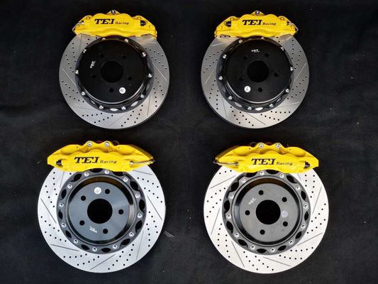 kaufen BBK Große Bremskit 6 Kolben-Klippen für Infiniti Q50 mit 355*32mm Rotor Vorder und Hinter P60S P40S-R Online-Herstellung