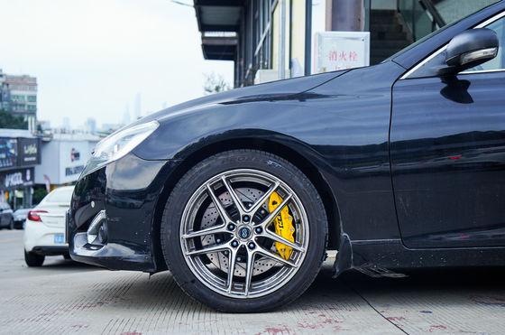 kaufen BBK für Toyota Mark X installiert Großbremsgerät Vorderseite P60S geschmiedet 6 Kolbenklemmen Online-Herstellung